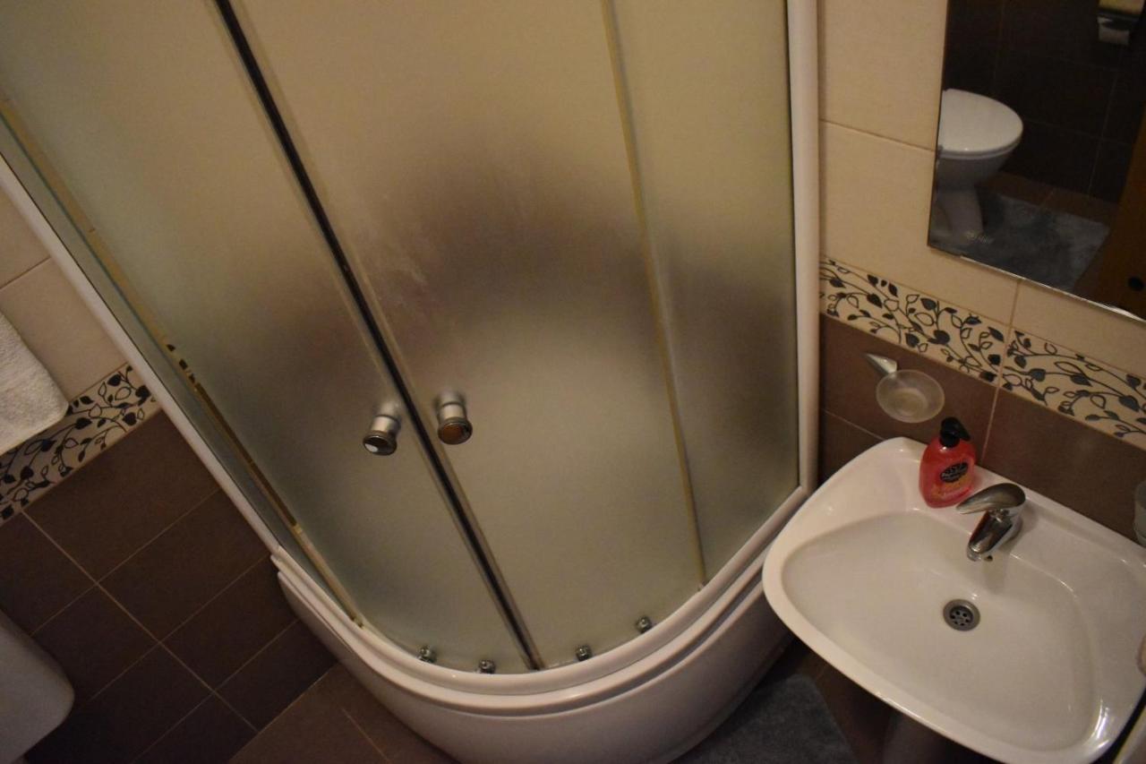 Apartman Archive Jevrejska Banja Luka Buitenkant foto